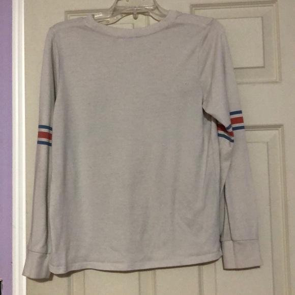 white long sleeve shirt - Picture 2 of 4